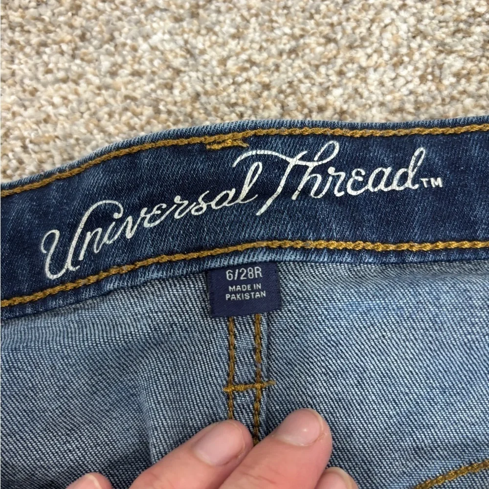 Lot of Universal Thread High Rise Skinny Jeans Size 28/6 medium wash dark wash - Picture 4 of 9